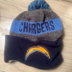 RARE NEW LA CHARGERS BEANIE NEW ERA